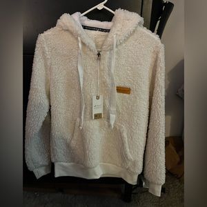 Women’s Sherpa Pull Over